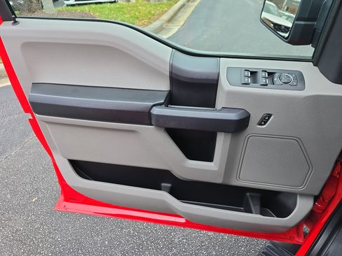 Used 2020 Ford F150 XL w/ Equipment Group 101A Mid image 26