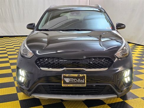 Used 2022 Kia Niro LXS w/ Digital Cluster Package image 8