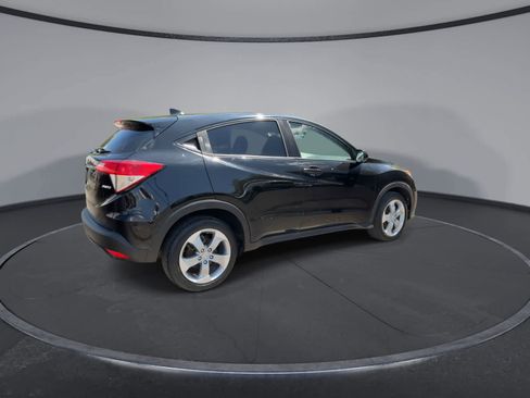 Used 2019 Honda HR-V LX image 8