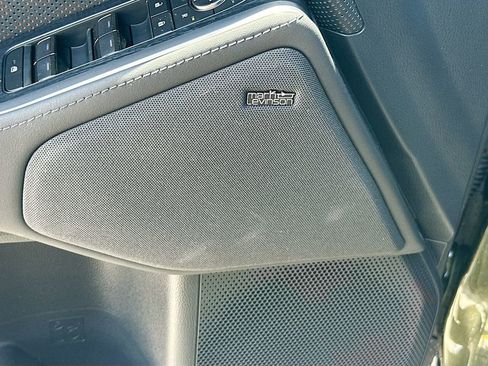 Used 2024 Lexus GX 550 w/ Cold Area Package AWD/4WD image 19