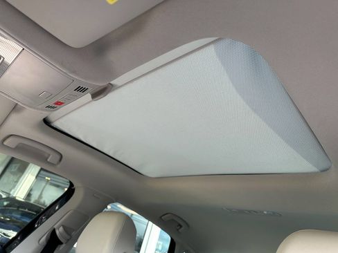 Used 2020 Volkswagen Jetta SEL Premium image 39