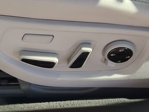 Used 2019 Genesis G80 5.0 Ultimate image 20