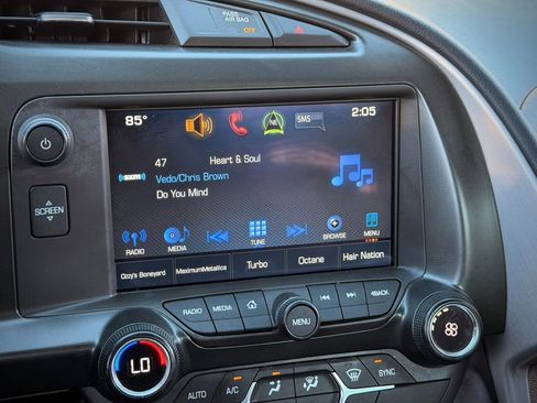 Used 2019 Chevrolet Corvette Stingray Coupe w/ 1LT image 25