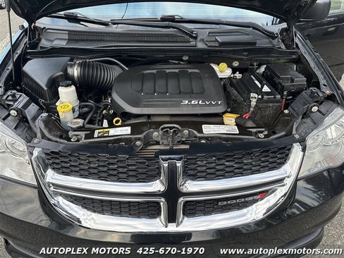 Used 2017 Dodge Grand Caravan SE w/ Power Window Group image 30