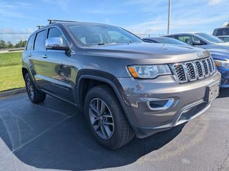 Used 2018 Jeep Grand Cherokee Limited w/ Trailer Tow Group IV AWD/4WD video 2