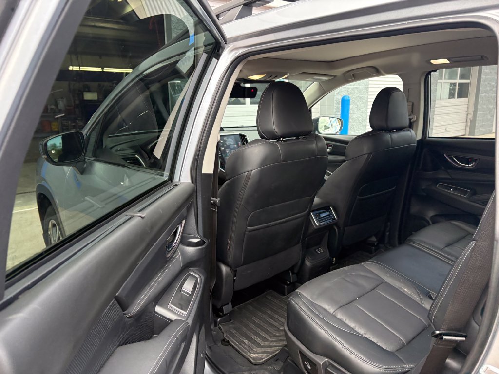 Used 2026 Subaru Ascent Limited w/ Popular Package #1 AWD/4WD image 27
