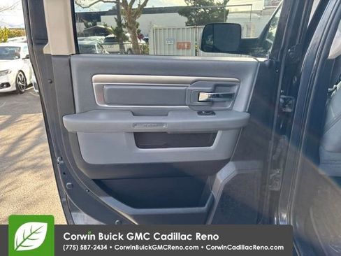 Used 2014 RAM 2500 SLT w/ Luxury Group image 22