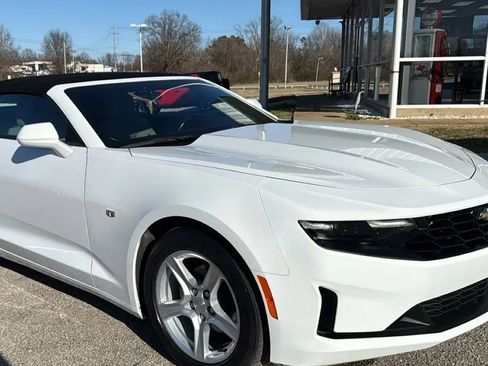Used 2023 Chevrolet Camaro LT image 7