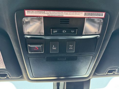 Used 2020 Toyota Tacoma TRD Off-Road AWD/4WD image 19