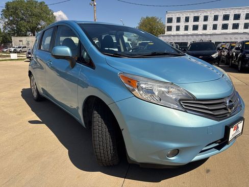 Used 2014 Nissan Versa Note SV w/ SL Package FWD image 3