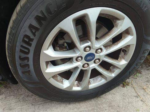 Used 2020 Ford Escape SE FWD image 5