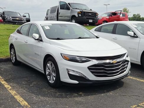 Used 2024 Chevrolet Malibu LT FWD image 4