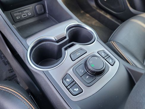 Used 2024 GMC Terrain AT4 w/ Infotainment Package II image 20