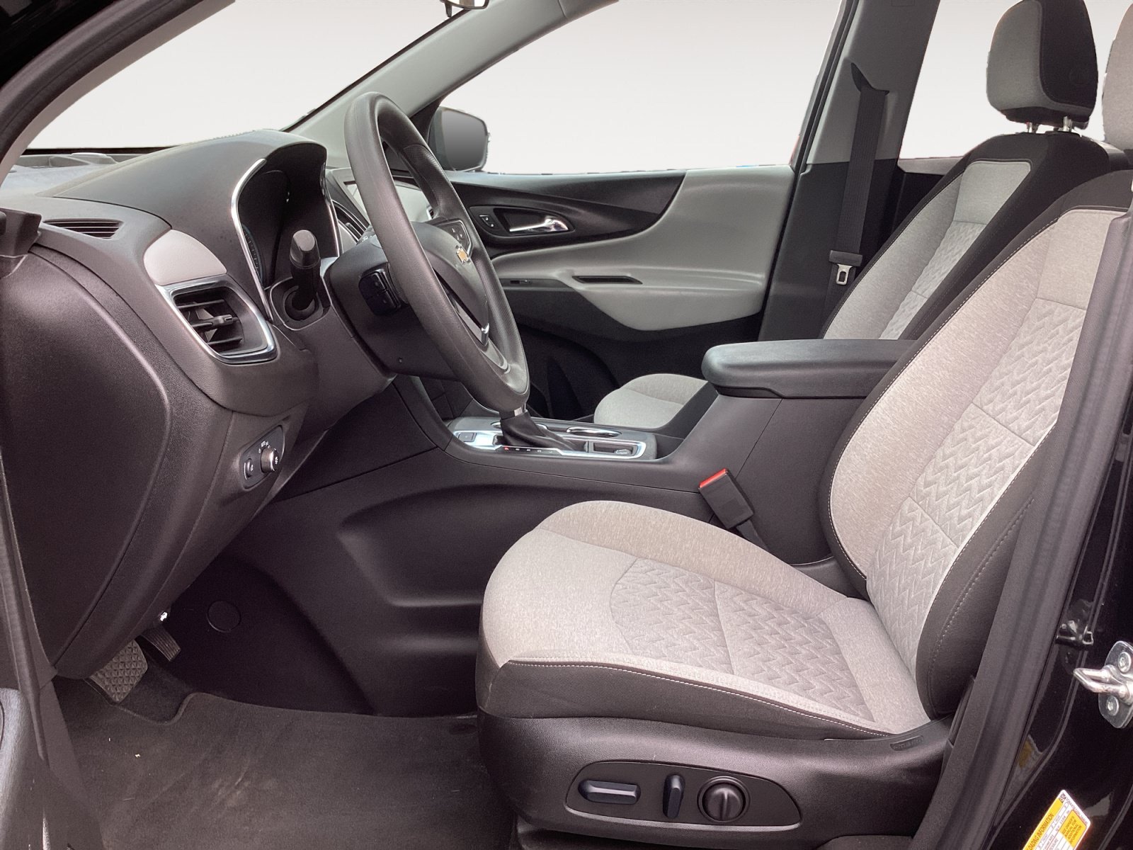 Used 2024 Chevrolet Equinox LS w/ LS Convenience Package AWD/4WD image 25