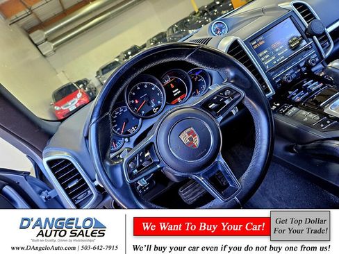 Used 2016 Porsche Cayenne image 23