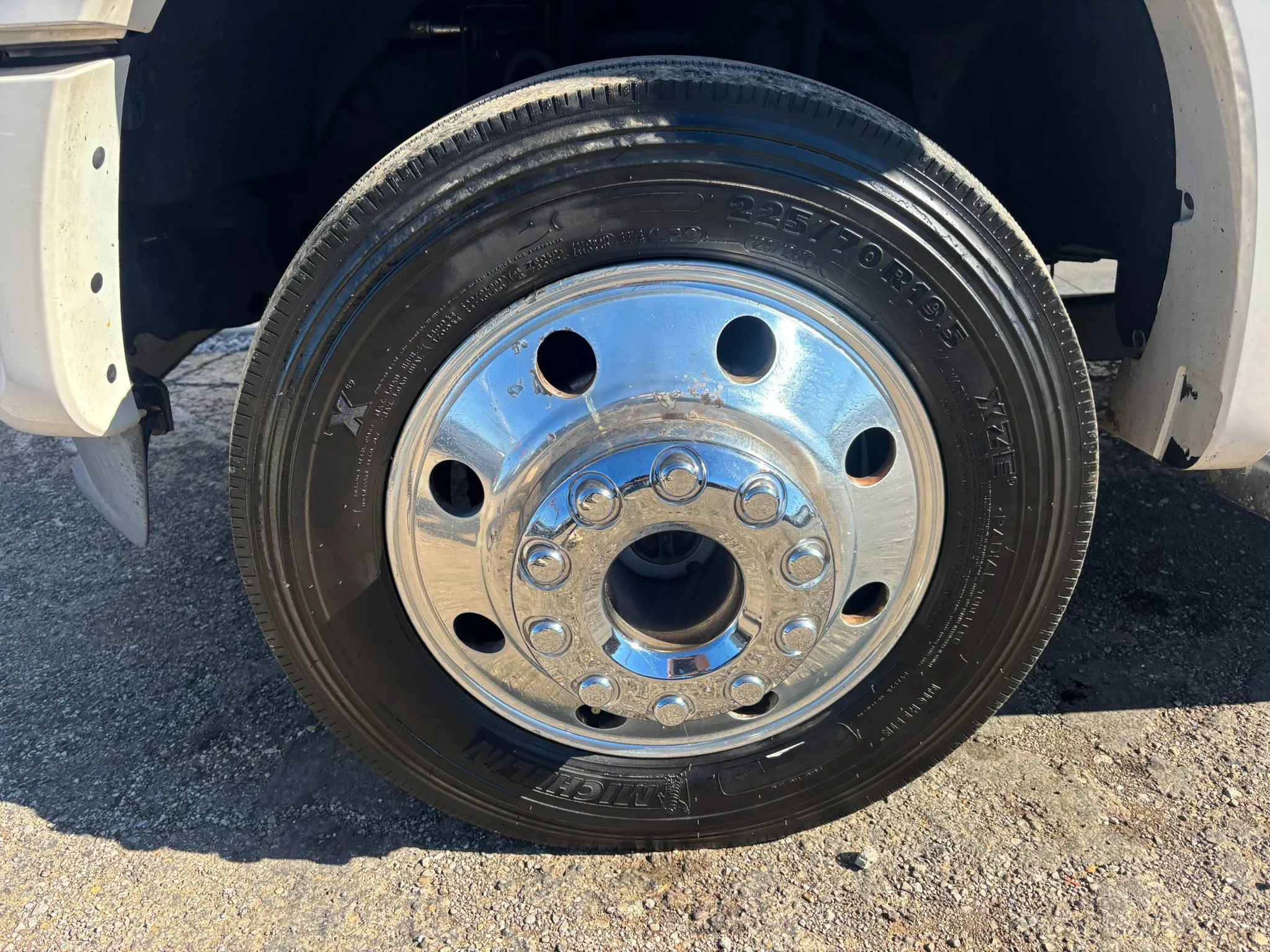 Used 2016 Ford F450 Platinum AWD/4WD image 14
