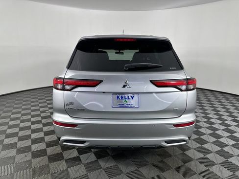 Used 2022 Mitsubishi Outlander SE AWD/4WD image 29