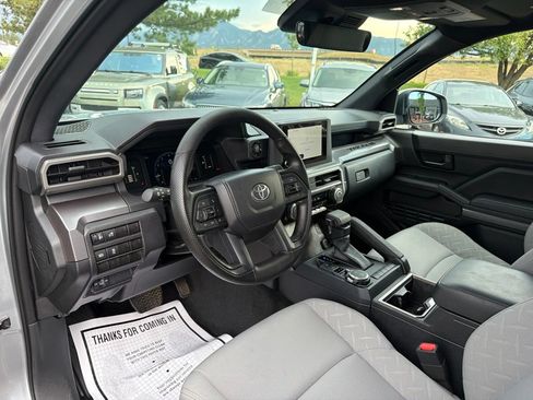Used 2025 Toyota Tacoma SR5 AWD/4WD image 24