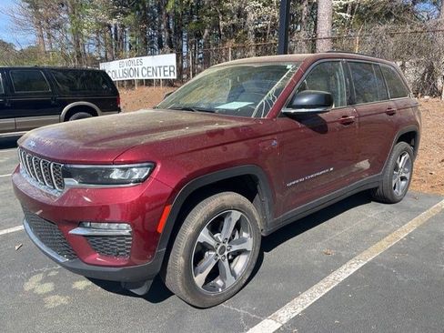 Used 2022 Jeep Grand Cherokee Limited 4xe w/ Luxury Tech Group II AWD/4WD image 2