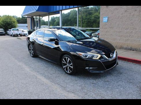 Used 2017 Nissan Maxima Platinum FWD image 1