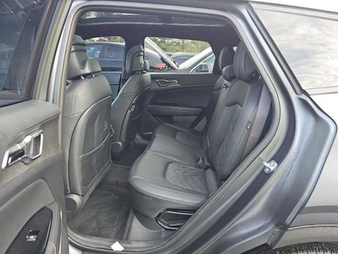 Used 2025 Kia Sportage X-Line image 3