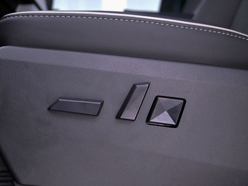 Used 2024 Tesla Cybertruck Cyberbeast AWD/4WD image 16
