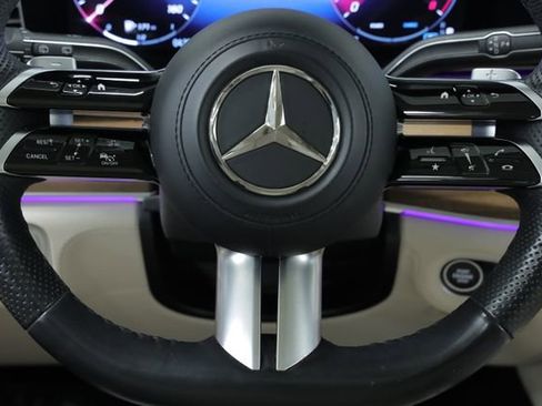 Used 2024 Mercedes-Benz GLS 580 GLS 580 w/ Warmth & Comfort Package image 13