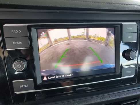 Used 2024 Volkswagen Jetta SE FWD image 26