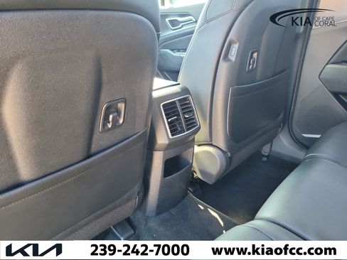 Certified 2025 Kia Sportage EX w/ Premium Package FWD image 13