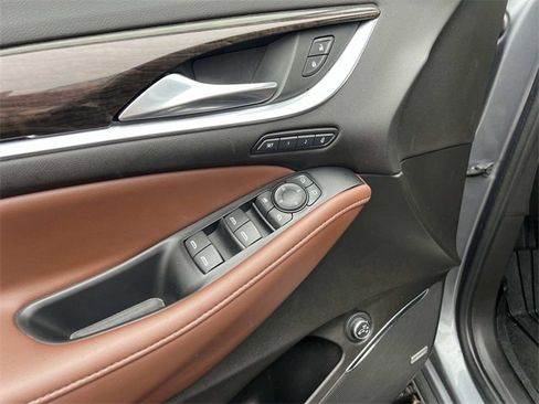 Used 2021 Buick Enclave Avenir w/ Avenir Technology Package image 15