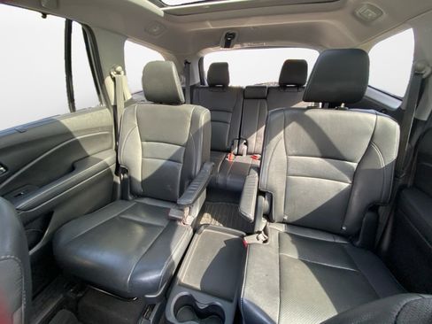Used 2017 Honda Pilot Elite image 15