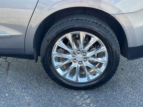 Used 2019 Buick Enclave Premium w/ Experience Buick Package image 9