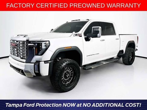 Used 2024 GMC Sierra 2500 Denali w/ Denali Reserve Package AWD/4WD image 1