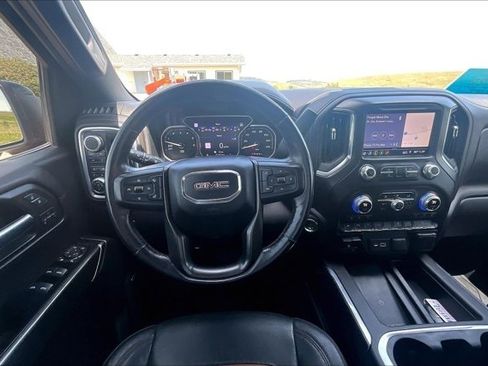 Used 2019 GMC Sierra 1500 AT4 w/ AT4 Premium Package AWD/4WD image 8