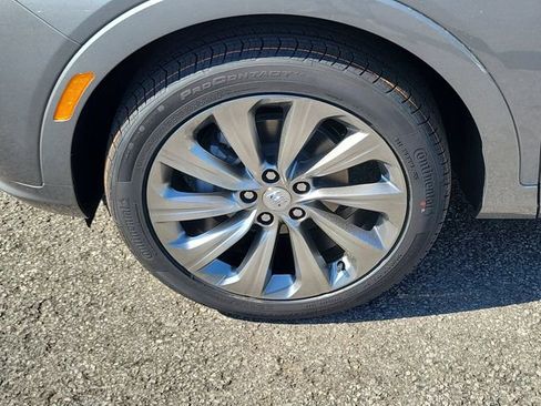 New 2026 Buick Envista Sport Touring FWD image 5