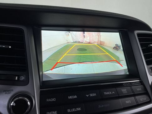 Used 2016 Hyundai Tucson Limited w/ Option Group 03 AWD/4WD image 15
