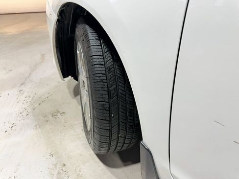 Used 2012 Honda Civic LX image 3