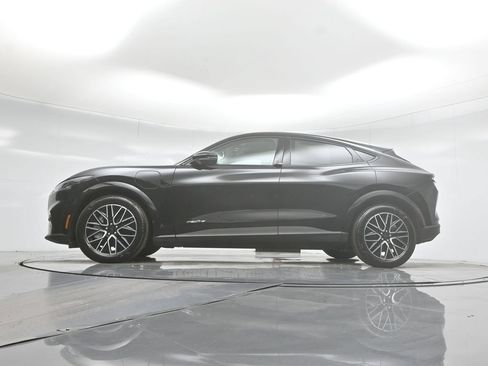 Certified 2025 Ford Mustang Mach-E Premium RWD image 54