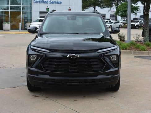 New 2026 Chevrolet TrailBlazer LT w/ Convenience Package FWD image 2