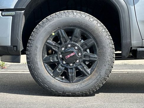 New 2026 GMC Sierra 2500 AT4 w/ AT4 Premium Plus Package AWD/4WD image 26