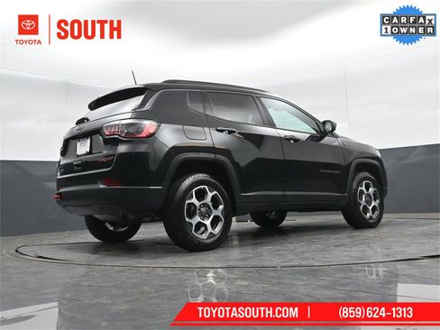 Used 2022 Jeep Compass Trailhawk w/ Trailhawk Convenience Group image 37