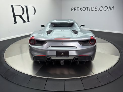 Used 2017 Ferrari 488 Spider RWD image 8