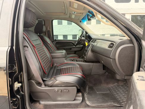 Used 2014 Chevrolet Silverado 2500 LTZ w/ LTZ Plus Package AWD/4WD image 34