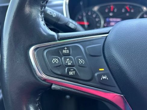 Used 2021 Chevrolet Equinox LT FWD image 20