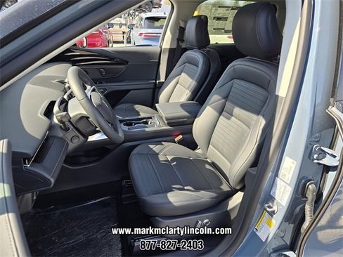 New 2026 Lincoln Nautilus Reserve w/ Jet Appearance Package image 6