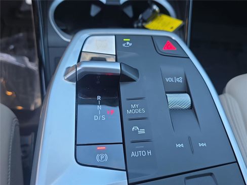 Used 2025 BMW X1 M35i image 20