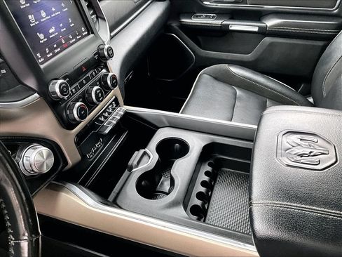 Used 2021 RAM 1500 Laramie AWD/4WD image 19