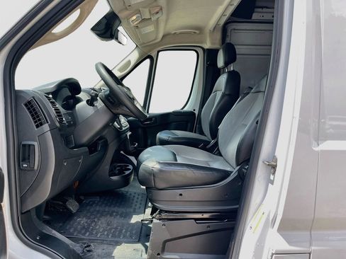 Used 2024 RAM ProMaster 1500 w/ Safety Group FWD image 19