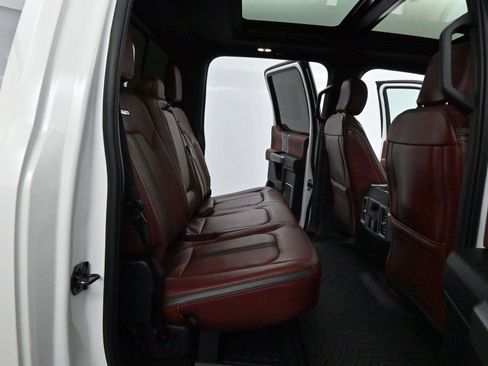 Used 2020 Ford F250 Platinum w/ FX4 Off-Road Package image 39