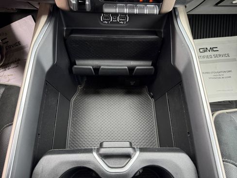 Used 2020 RAM 1500 Laramie AWD/4WD image 45
